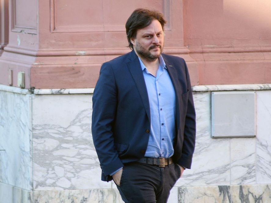 “Es una figura lavada alfonsinista no peronista”: Las declaraciones del programa Futurock sobre Leandro Santoro 